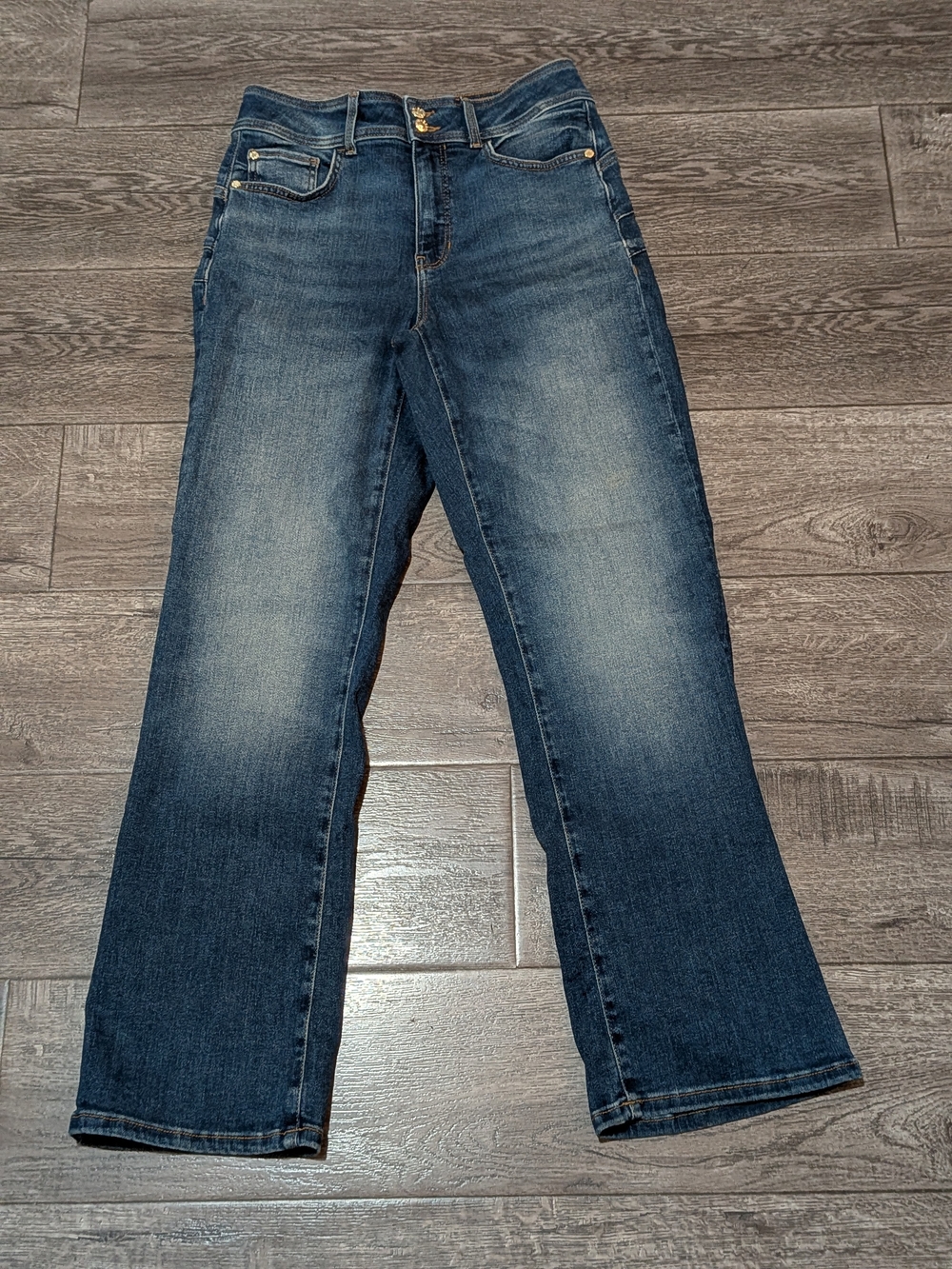 GUESS Women's Stretch Bootcut Jeans Size 6 / 30 Medium Wash Double Button R5BJ72